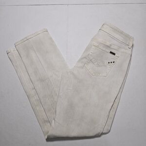 So Slimming By Chico. Champagne  Or Creamy color jeans With A Hint Of Gold.